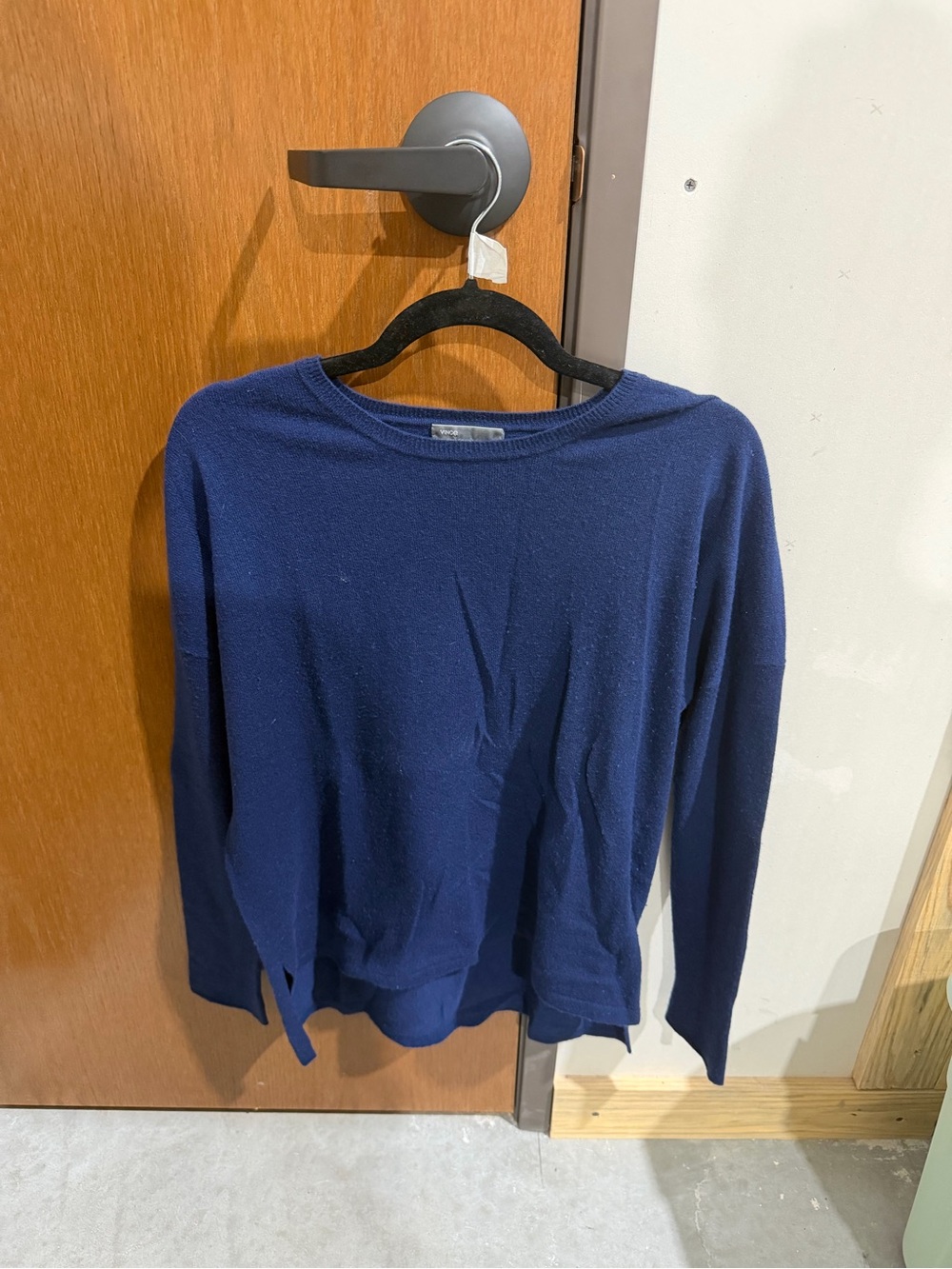 Vince Navy Blue Lightweight Crewneck Long Sleeve Sweater